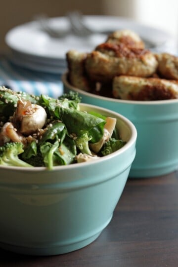 Spinatsalat med asiatisk dressing