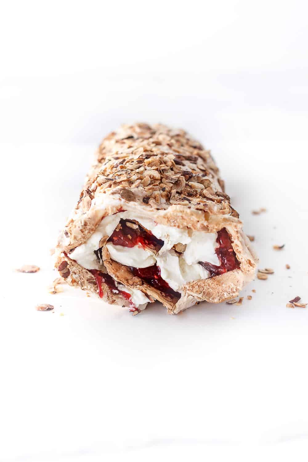 marengs roulade med rabarber