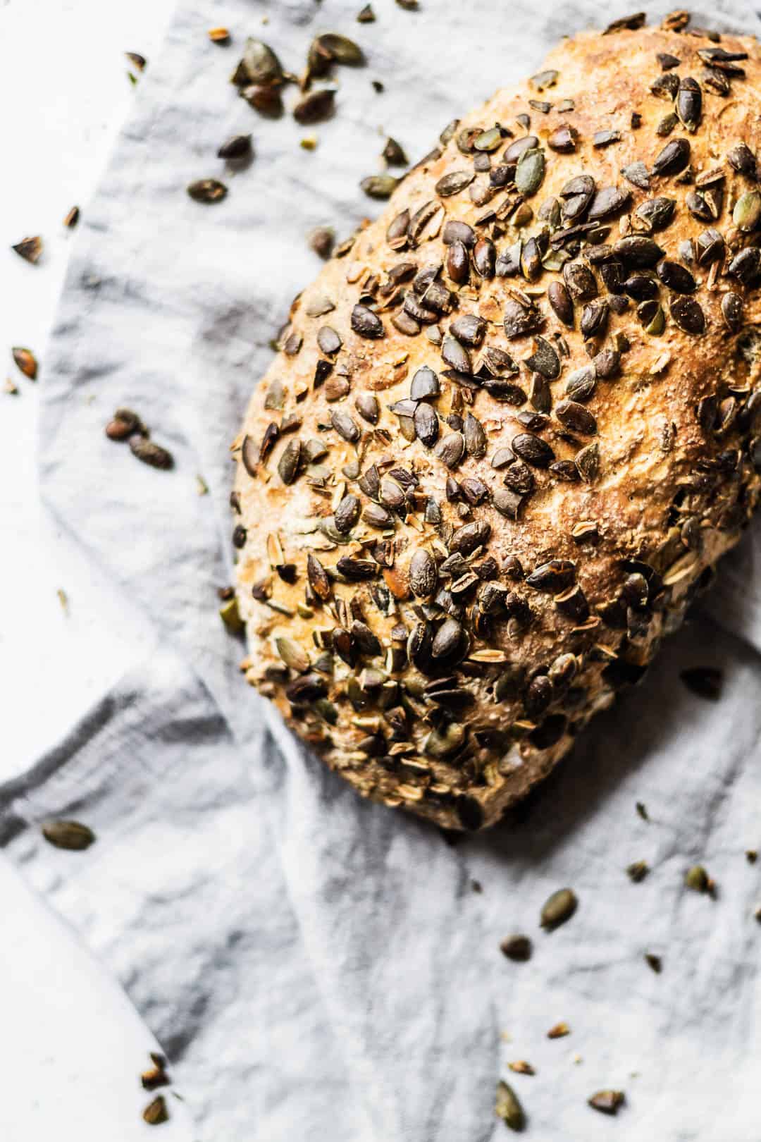 Græskarkernebrød - opskrift på brød med græskarkerner 