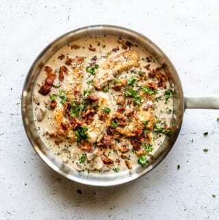 Kylling med svampe, bacon og balsamico - opskrift med kylling