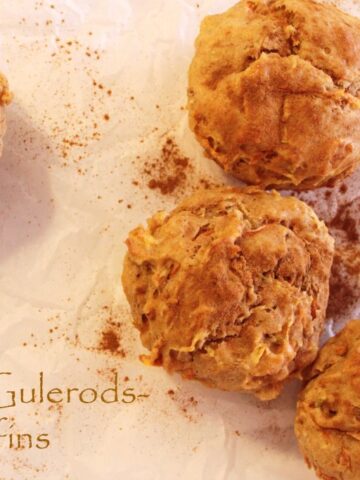 Sunde muffins med æble, gulerod og kanel