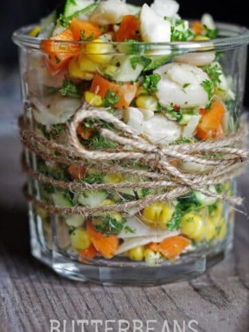 Sund og mættende salat med butterbeans