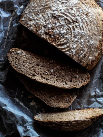 brød med rugmel