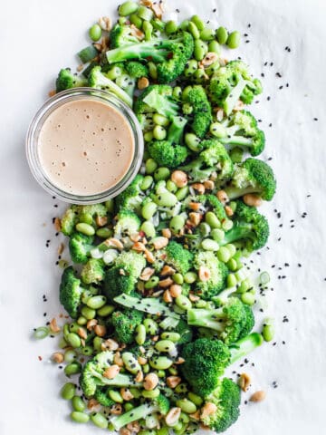 Broccolisalat med peanuts
