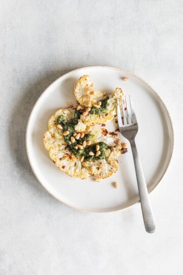 blomkål i ovn med grøn pesto