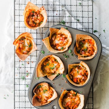Taco muffins . opskrift på taco skaller med fyld
