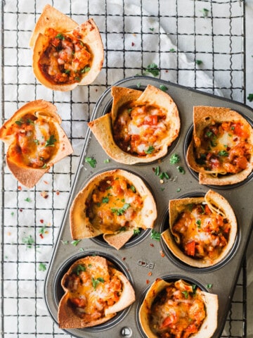 Taco muffins . opskrift på taco skaller med fyld